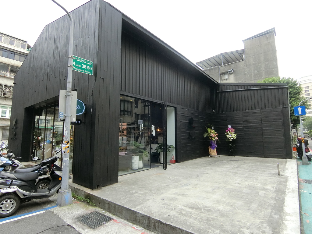 「捷運：中山站」Marais 瑪黑家居選物 (台北旗艦店)