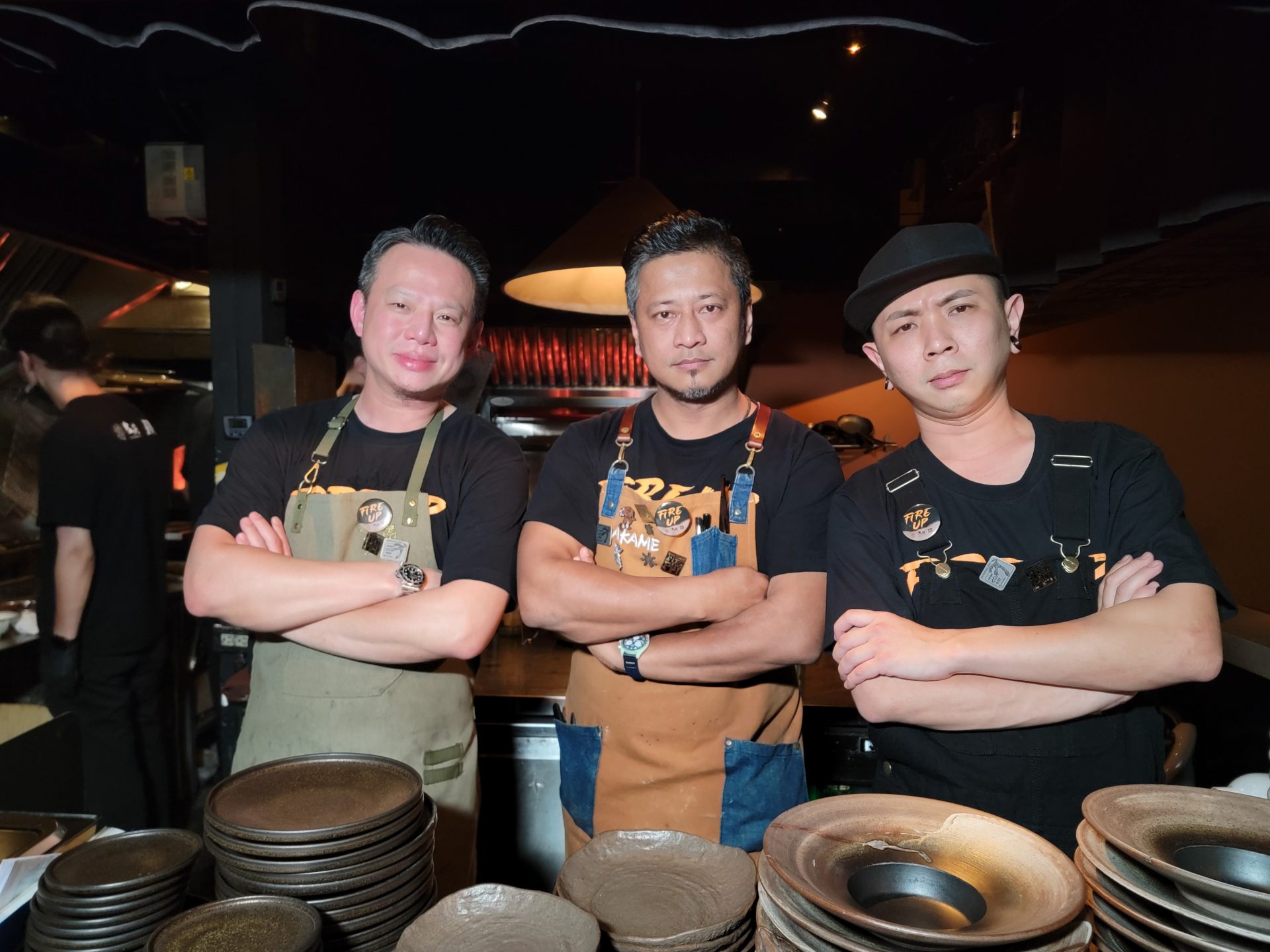 「六手餐會」全台灣最會玩火的男人們『AKAME X FirePlay X 鳥苑地雞燒』