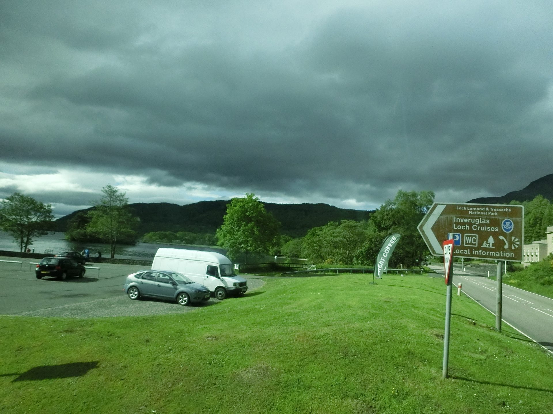 「蘇格蘭」->羅蒙湖(Loch Lomond)->蘇格蘭高地(Scottish Highlands)->尼斯湖(Loch Ness)～20150622