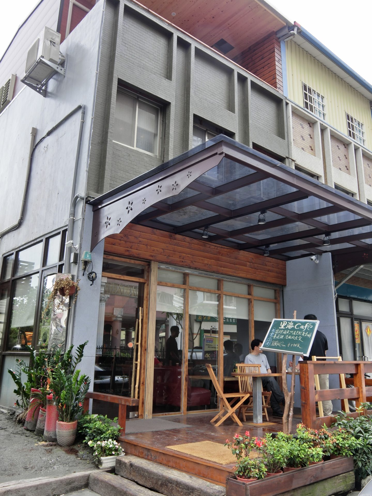 「宜蘭礁溪」里海 cafe&#8217; 餐廳／咖啡店